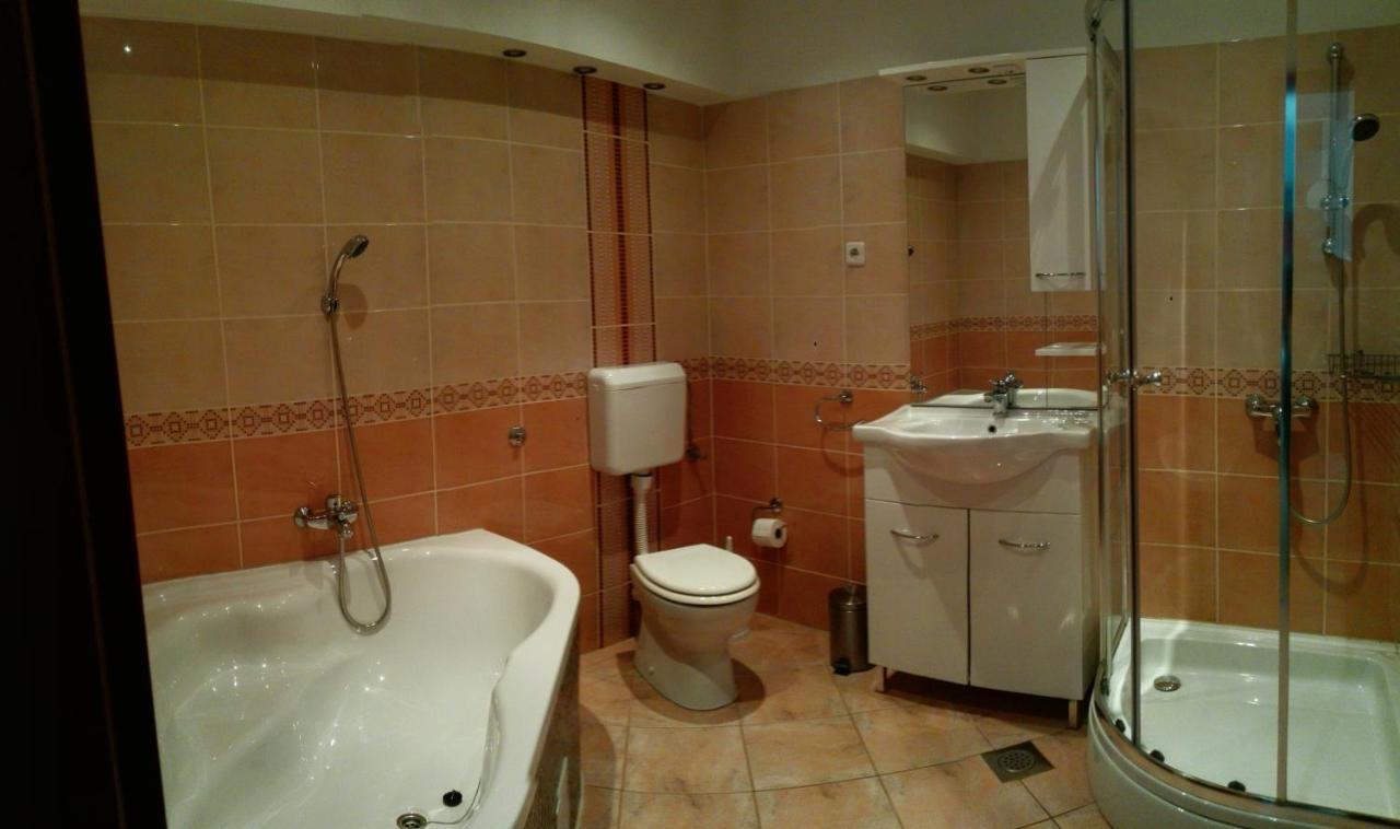 Apartments Desiree & Daniel Dramalj Ngoại thất bức ảnh