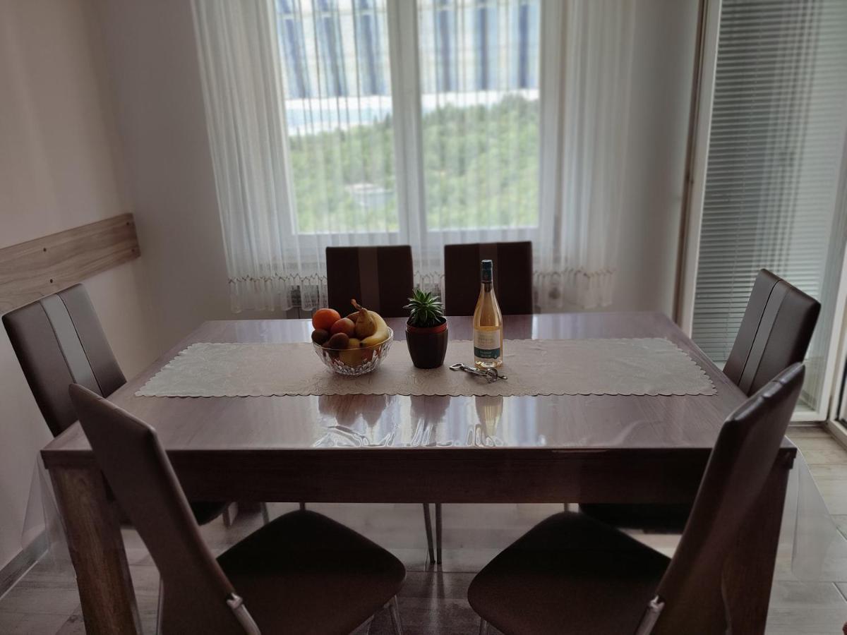 Apartments Desiree & Daniel Dramalj Ngoại thất bức ảnh