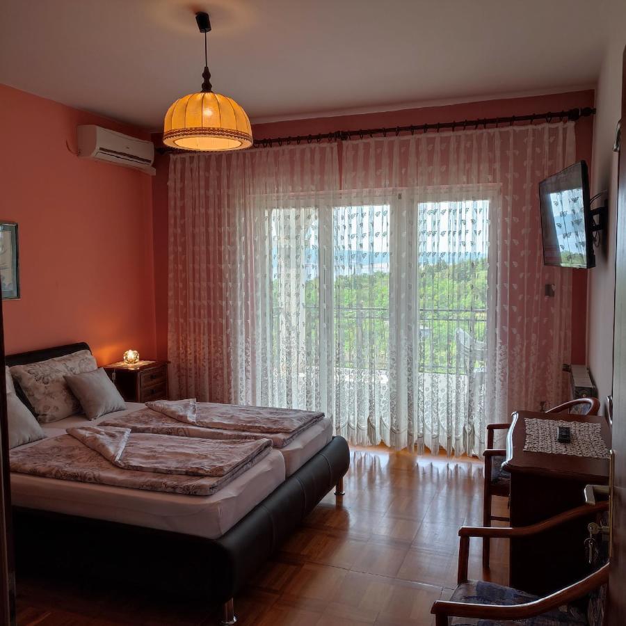 Apartments Desiree & Daniel Dramalj Ngoại thất bức ảnh