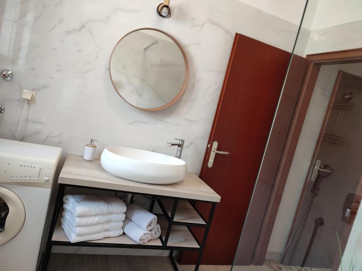Apartments Desiree & Daniel Dramalj Ngoại thất bức ảnh