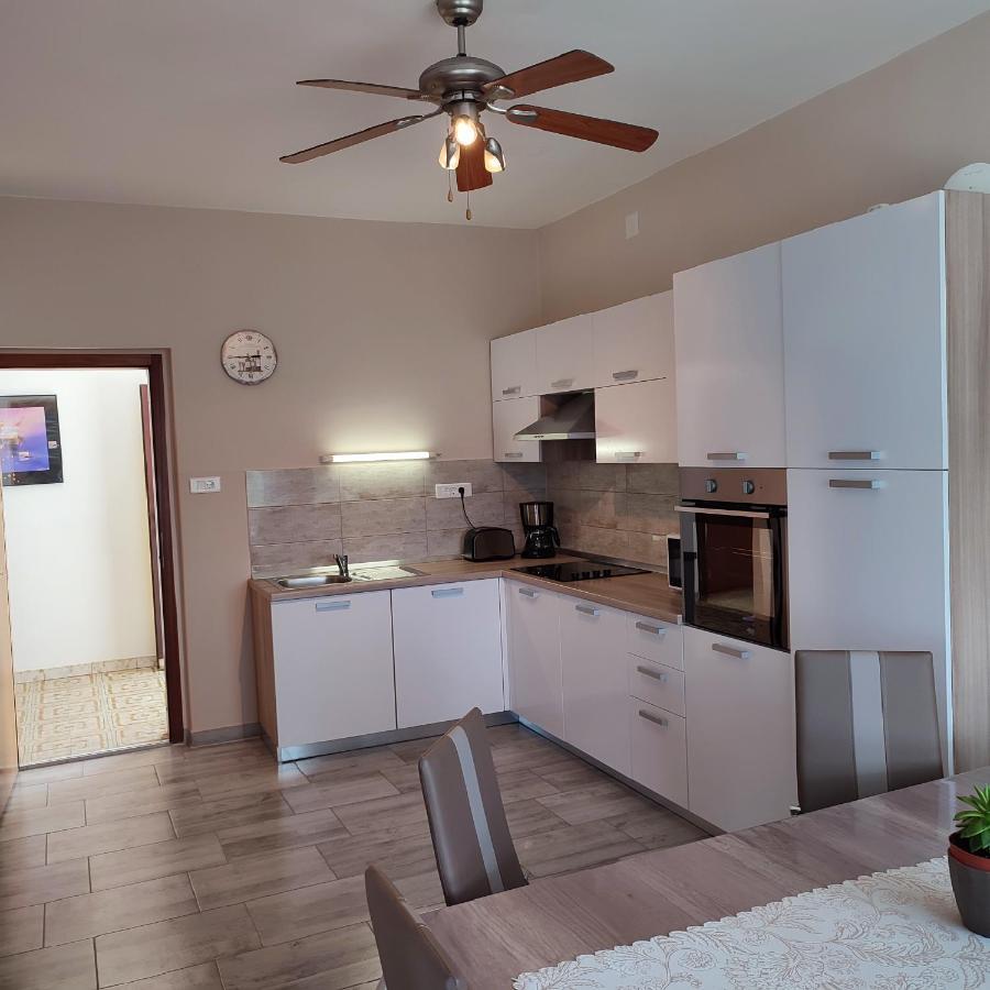 Apartments Desiree & Daniel Dramalj Ngoại thất bức ảnh