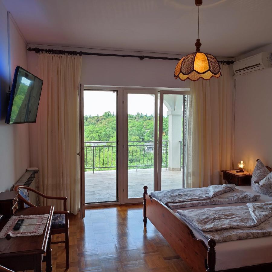 Apartments Desiree & Daniel Dramalj Ngoại thất bức ảnh