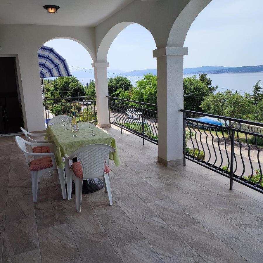 Apartments Desiree & Daniel Dramalj Ngoại thất bức ảnh