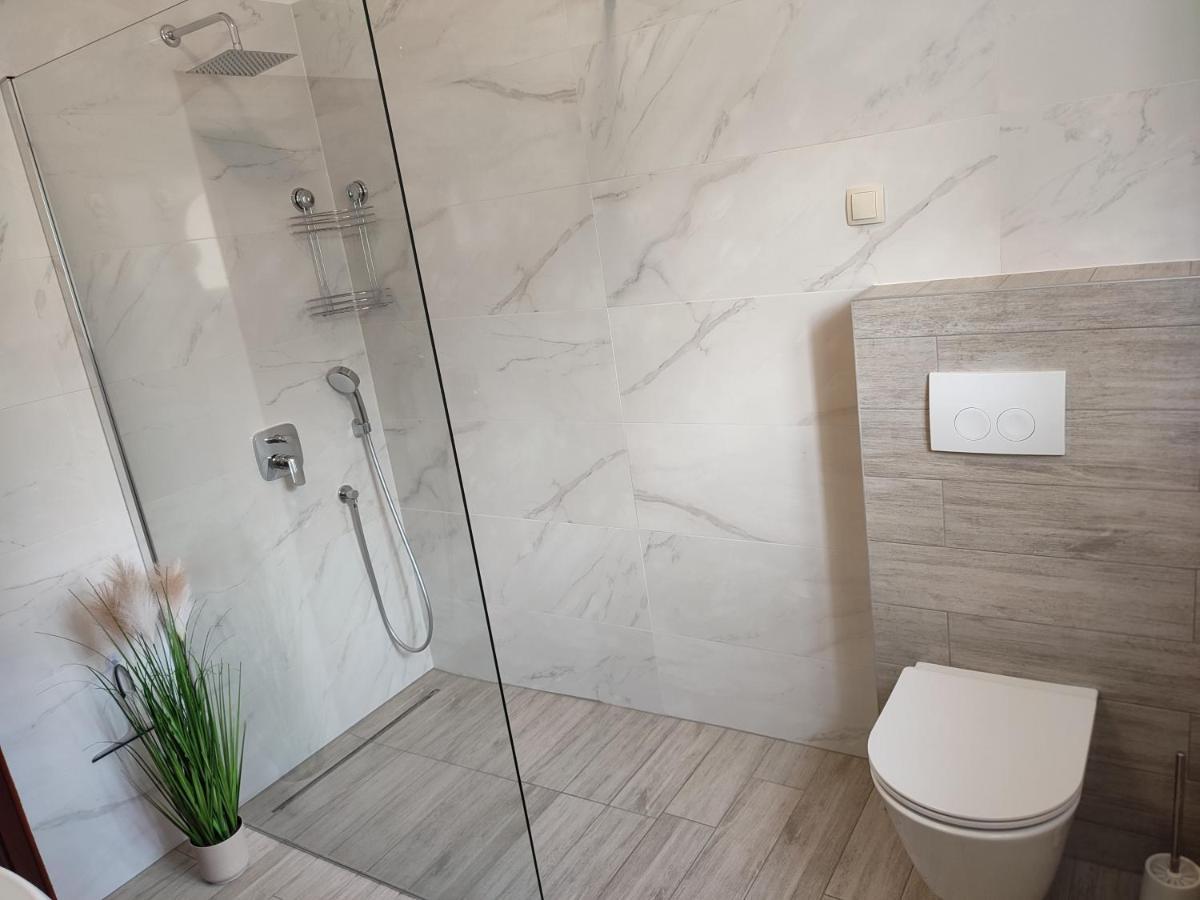 Apartments Desiree & Daniel Dramalj Ngoại thất bức ảnh